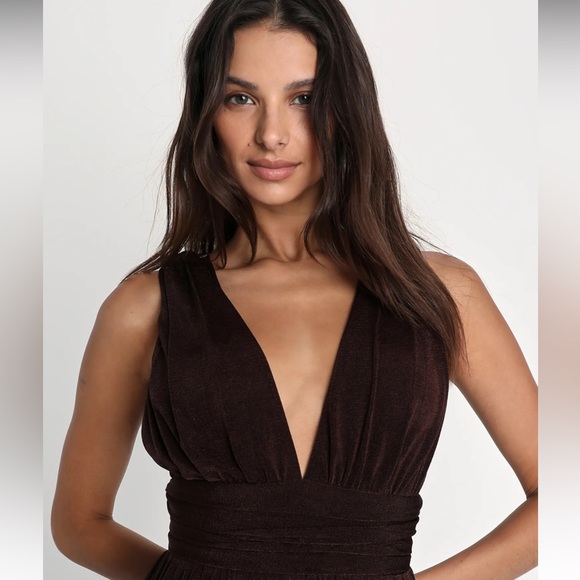 Lulu’s Wide-Leg Jumpsuit - Picture 6 of 6